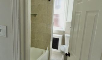 405 W RUSCOMB St, Philadelphia, PA 19120