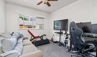 1607 Makiki St B, Honolulu, HI 96822