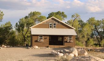 52 Road 8UC, Clark, WY 82435