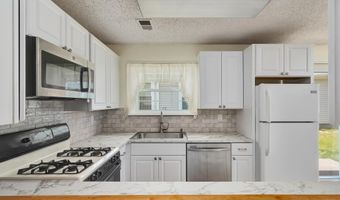 98 PINE OAK Blvd, Barnegat, NJ 08005