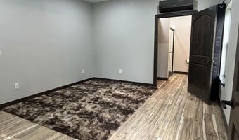 121 N 9th St, Albia, IA 52531
