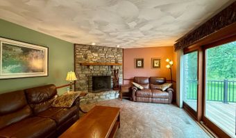 14 Beechwood Ct, Batesville, IN 47006