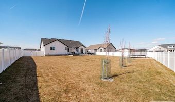 576 Hollow Dr, Ammon, ID 83401