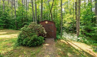 70 Tabor Cir, Albany, NH 03818