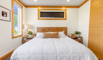 286 Circle F Trl, Bozeman, MT 59718