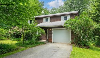 8 Pine Acres Rd, Amherst, NH 03031