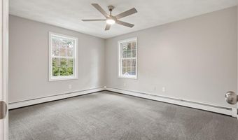 52 Mockingbird Dr, Exeter, RI 02822