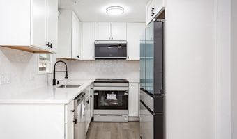 22 Frenier Ave 9, Attleboro, MA 02703