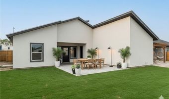 611 Tower Oak Dr, Alamo, TX 78516