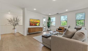2683 5th St, Alameda, CA 94501