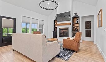 1013 Prairie View Rd, Ardmore, OK 73401