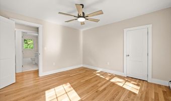 33 Brookline St, Abington, MA 02351