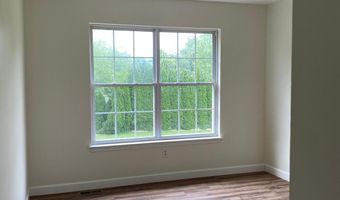 102 SWEETHOLLOW Dr, Bear, DE 19701