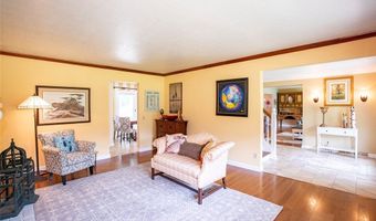 3090 Sourek Rd, Akron, OH 44333