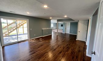 8866 Cascade Rd SE, Ada, MI 49301