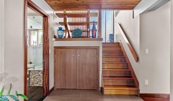 10 Ocean View Dr, Middletown, RI 02842
