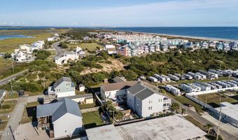 205 Barefoot Ln, Atlantic Beach, NC 28512