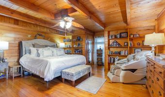 1326 S Hospital Dr, Abbeville, LA 70510