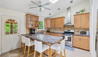 60 Smith Hill Rd, Airmont, NY 10952