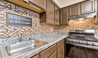 4 DEERFIELD Ct, Bordentown, NJ 08505