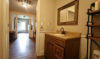 210 Hopkins, Alba, TX 75410