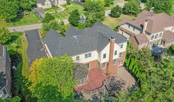 2086 Autumn Hill Dr, Ann Arbor, MI 48103