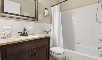 10636 MONTROSE Ave 2, Bethesda, MD 20814