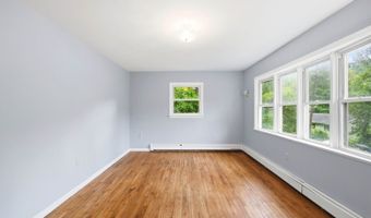 48 E Shore Dr, Alloway, NJ 07462