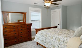 6800 Thornapple River Dr SE, Alto, MI 49302
