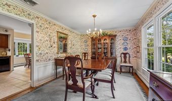 30 Arlton Ave, Allendale, NJ 07401