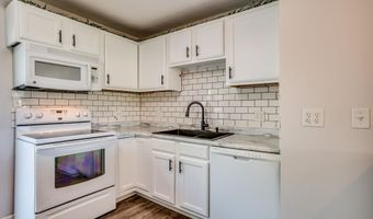 312 W Kelly Ave, Augusta, KS 67010