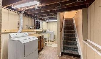 17271 Hamilton Ave, Allen Park, MI 48101