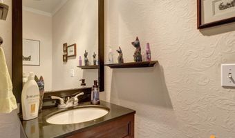 2091 Crataegus Ave, Anchorage, AK 99508
