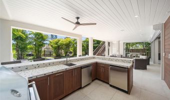 209 WILLOW Ave, Anna Maria, FL 34216