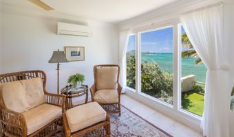 756 Mokulua Dr, Kailua, HI 96734
