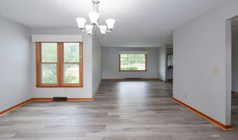 34 W Clearview Dr, Athens, OH 45701