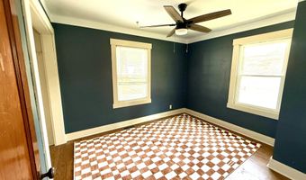 665 W Clark St, Berne, IN 46711
