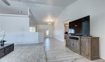 19783 Lara Ln, Apple Valley, CA 92308