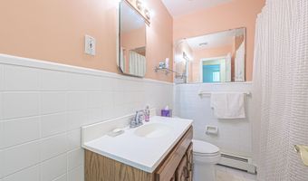 9 Cordova Dr, Absecon, NJ 08201