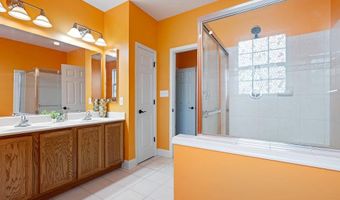 97 Ponds Edge Ct, Felton, DE 19943