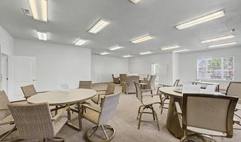 102 SE Executive Dr, Bentonville, AR 72712