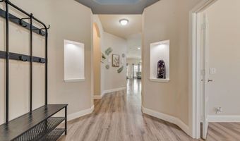 102 Cimmaron Ct, Alvarado, TX 76009
