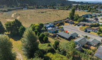 1656 Benjamin Ct, Arcata, CA 95521