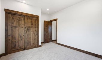 1971 E Yellow Pine Ave, Athol, ID 83801