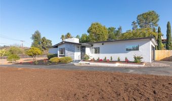 1060 Hamilton Ln, Escondido, CA 92029