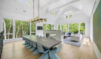 7 Ashwood Ct, Amagansett, NY 11930