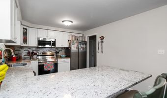 535 N BADGER Ave, Appleton, WI 54914