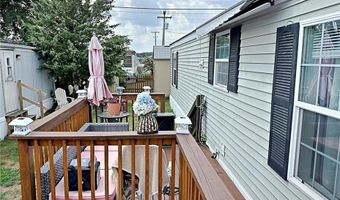 15 East Dr, East Providence, RI 02916
