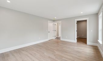 127 Bond Brook Rd, Augusta, ME 04330