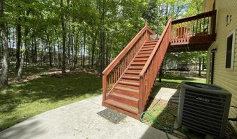 9 Sycamore Cir, Albrightsville, PA 18210